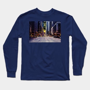 Buddha over New York streets Long Sleeve T-Shirt